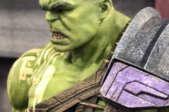 2018 Toy Fair Mezco Hulk Ragnarok 03